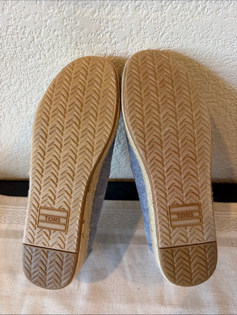 TOMS Blue Chambray Open Toe Platform Alpargatas